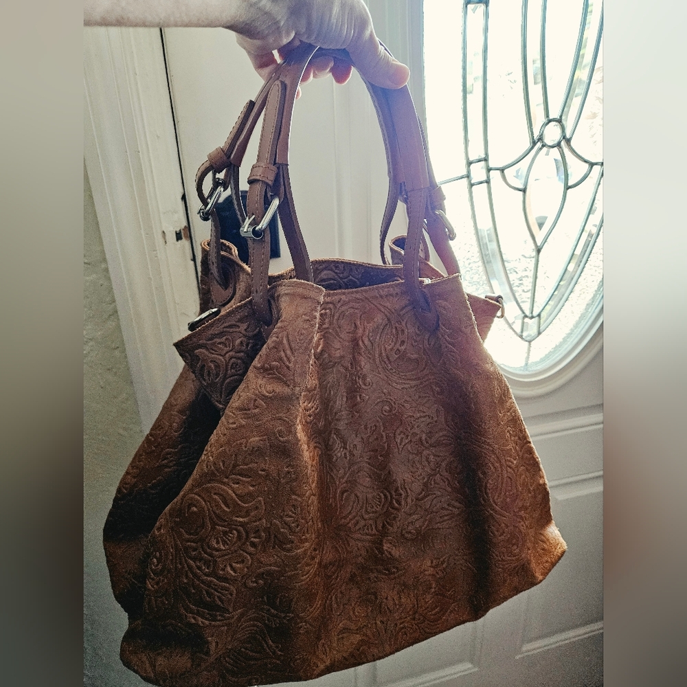 Isadora of Florence Large Tan Hand-Tooled Leather Tote Bag- Made in Italy